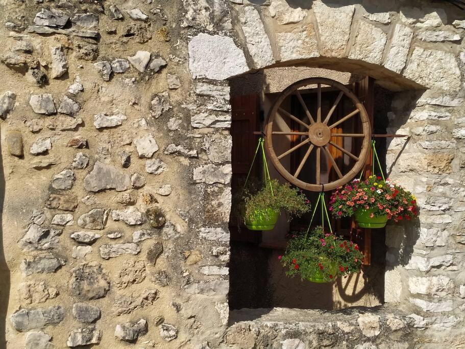 Gorges Du Verdon : Guest House Avec Piscine Baudinard Экстерьер фото