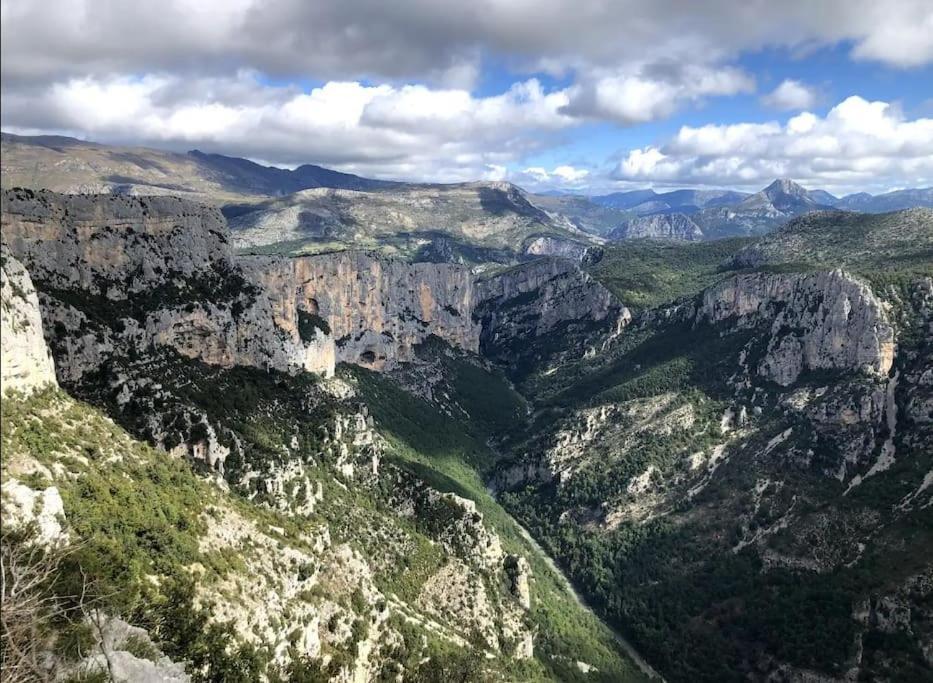 Gorges Du Verdon : Guest House Avec Piscine Baudinard Экстерьер фото